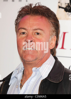 Paul Young bei der Premiere von Daylight Robbery im Apollo West End, London, England - 27.08.08 Stockfoto