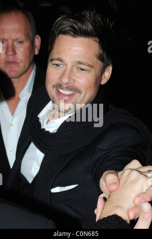 Brad Pitt 46. New York Film Festival - "Changeling" Premiere im Ziegfeld Theater - vor der Ankunftshalle New York City, USA- Stockfoto