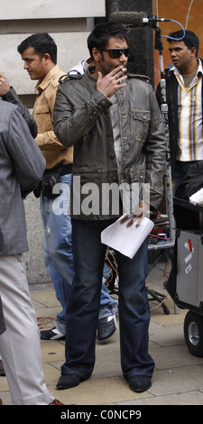 Ajay Devgan Fiming vor Ort der neue Film "London Dreams" Picadily Circus London, England - 06.10.08 Stockfoto