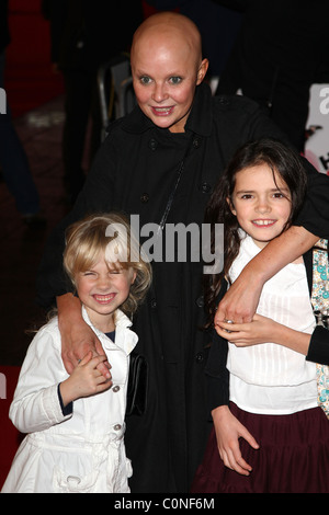 Gail Porter mit ihrer Tochter Honig Premiere von High School Musical 3 Senior Year statt im Reich Kino London, England- Stockfoto