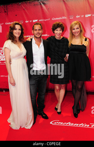 Martina Gedeck, Moritz Bleibtreu, Gast, Nadja Uhl "Der Baader Meinhof Komplex" Berlin Premiere im Delphi Filmtheater Film Stockfoto