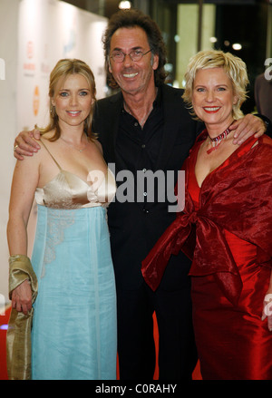 Tina Ruland, Hugo Egon Balder, Birgit Lechtermann Dolphin Aid Gala im Intercontinental Hotel Düsseldorf, Deutschland - 15.11.08 Stockfoto