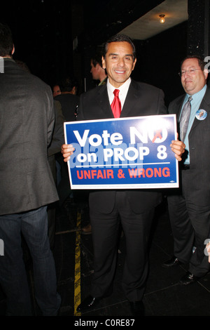 Bürgermeister von Los Angeles Antonio Villaraigosa Barack Obama Wahl gewinnen demokratischen Celebration Party statt im Hyatt Jahrhunderts Stockfoto