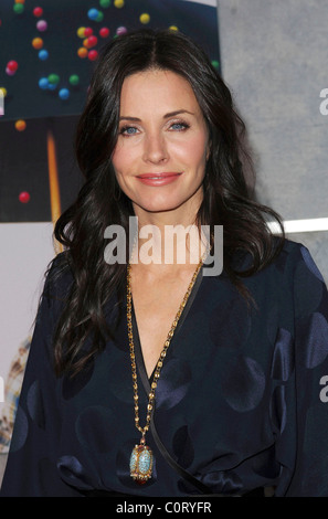 Courteney Cox Weltpremiere von Walt Disney Pictures "Bedtime Stories" am El Capitan Theatre Hollywood, Kalifornien - 18.12.08 Stockfoto