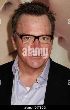 Tom Arnold Los Angeles Premiere von "Revolutionary Road" im Mann Village Theatre - Ankünfte Los Angeles, Kalifornien - statt Stockfoto