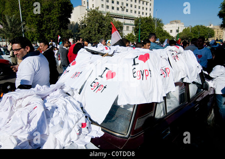 Ägypten, Kairo: Am 18. Februar Millionen Ägypter "Eine Woche seit Präsident Hosni Mubarak" zurückgetreten feierten. Stockfoto