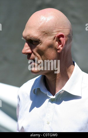 Peter Garrett (ex 24.00 Uhr Öl band) Arbeit bei der "Walk gegen Erwärmung Proteste" in der Domäne, Sydney, New South Wales, Australien statt Stockfoto