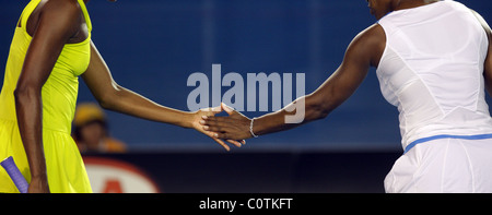 Venus und Serena Williams, USA gewinnen die Frauen-Doppel-Finale bei den Australian Open, Melbourne. Stockfoto