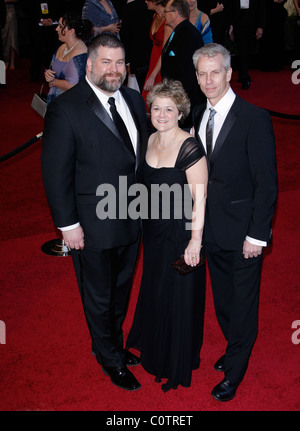 CHRIS SANDERS BONNIE ARNOLD & DEAN DEBLOIS 83. ACADEMY AWARDS RED CARPET ANKÜNFTE KODAK THEATRE LOS ANGELES KALIFORNIEN USA Stockfoto