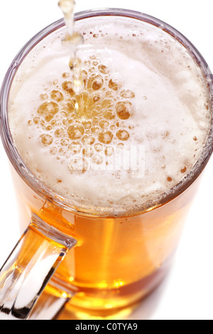 Pint Bier in einem Stein-Glas serviert. Stockfoto