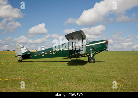 De Havilland Hornet Moth DH87B Reg G-ADMT, erbaut 1936, im Unternehmen Stockfoto