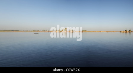 Romantische Atmosphäre am Fluss Niger in Mopti - Mali. Stockfoto