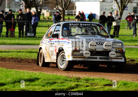 1981 Rennen Vauxhall Chevette HSR, Gary Gee - Retro, Stoneleigh Park Stockfoto