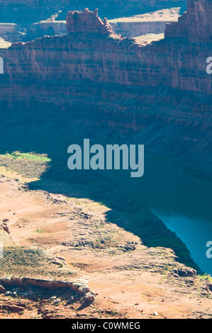 Blick auf La Sal Mountains, Colorado Plateau, Fluss, 6000 Fuß über dem Meeresspiegel, Salzseen, geologische, Dead Horse State Park, Utah, USA Stockfoto