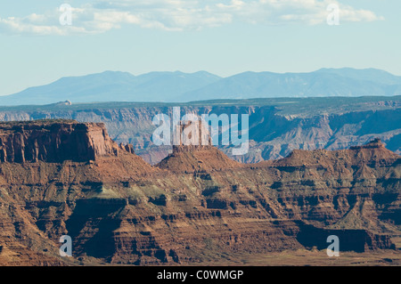 Blick auf La Sal Mountains, Colorado Plateau, Fluss, 6000 Fuß über dem Meeresspiegel, Salzseen, geologische, Dead Horse State Park, Utah, USA Stockfoto