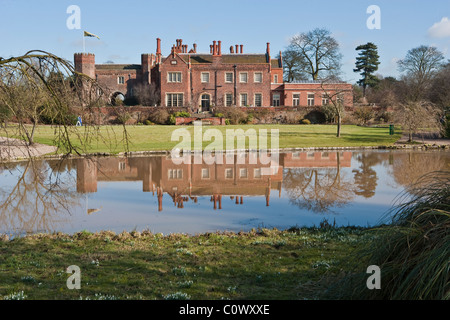 Blick auf die Rückseite des Hodsock Priory, Blyth im Spätwinter Stockfoto