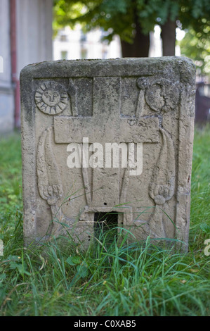 Grabstein auf dem Friedhof in Iasi, Rumänien. Stockfoto