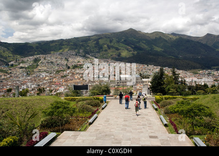 Touristen am Parque Itchimbia - Quito, Ecuador Stockfoto