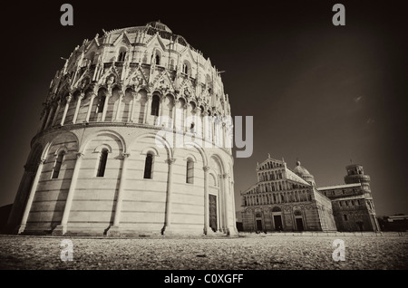 Piazza dei Miracoli in Pisa nach einem Schneesturm, Italien Stockfoto