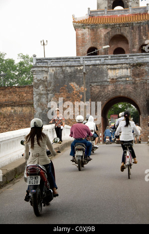 Asien, Vietnam, Da Nang. Alte Kaiserstadt Hauptstadt Hue, alten Stadtmauer und Tor. Stockfoto
