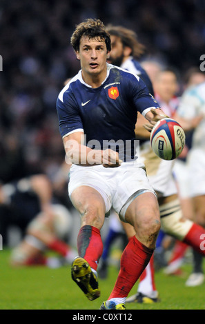 YANNICK JAUZION Frankreich TOULOUSE RU & TOULOUSE RU TWICKENHAM LONDON ENGLAND 26. Februar 2011 Stockfoto