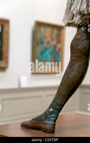 Detail: Kleine 14 jährige Tänzerin, Petite Danseuse de Quatorze Ans ausgeführt ca. 1880; gegossen Sie im Jahre 1922 von Edgar Degas Stockfoto