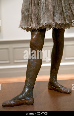 Detail: Kleine 14 jährige Tänzerin, Petite Danseuse de Quatorze Ans ausgeführt ca. 1880; gegossen Sie im Jahre 1922 von Edgar Degas Stockfoto