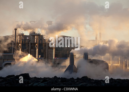 Das Svartsengi Geo Wärmekraftwerk in Keflavik auf Island auf der Reykjanes-Halbinsel gelegen Stockfoto