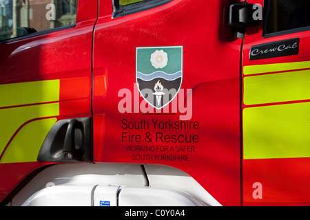 South Yorkshire Feuer & Rettung Feuerwehrauto Stockfoto