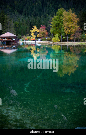 Lago di Dobiacco Stockfoto