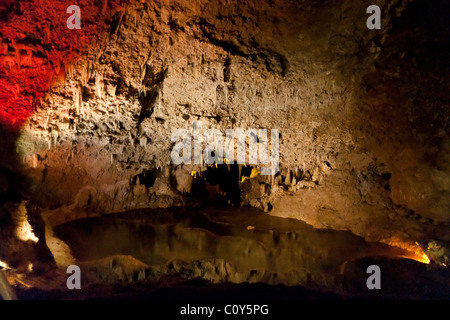 Kalkstein-Formationen in Harrisons Cave, Barbados Stockfoto