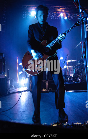 Interpol, die live im LC-Pavillon in Columbus Ohio am 13. Februar 2011 Stockfoto