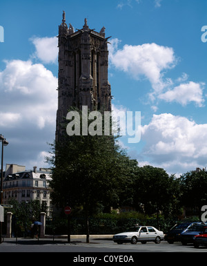 Paris Frankreich Tour St Jacques (Saint James Tower) Turm Überreste der Kirche Saint-Jacques-de-la-Boucherie aus dem 16. Jahrhundert war ein historischer Treffpunkt auf der T Stockfoto