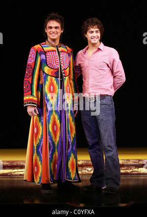 Gareth Gates und Lee Mead Gareth Gates angekündigt, die neue Hauptrolle in "Joseph" in der Adelphi Theatre London, England- Stockfoto