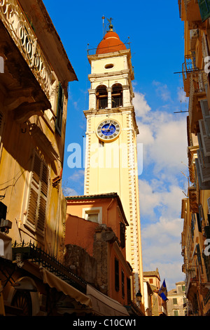 Glockenturm von der griechisch-orthodoxen Kirche von St. Spyridon, dem Schutzpatron der Insel Korfu. Griechischen Ionischen Inseln Stockfoto