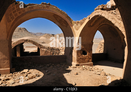 Zeremonielle Gebäude am Turm des Schweigens, Zoroastrian Beerdigung Boden, Zoroastrianism, Mazdaism, Yazd, Persien, Iran, Asien Stockfoto