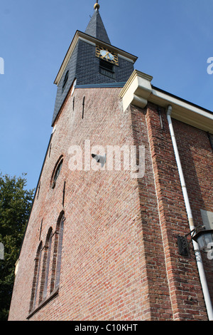 Alte evangelische Kirche in Oosterwolde über die Niederlande in Europa Stockfoto