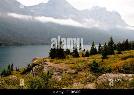 Heiliges Marys See, 18 Meilen, Logan Pass, gehen in die Sonne Road.Glacier National Park, Montana, USA Stockfoto