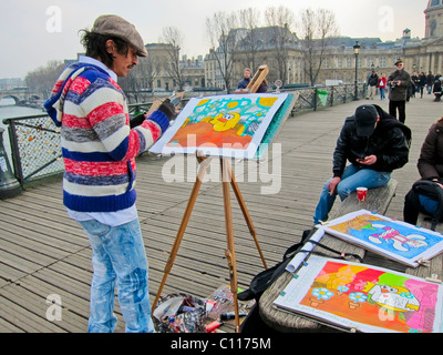 Paris, Frankreich, lokaler Künstler, Maler, Arbeiten an der Brücke an der seine, Pont des Arts, Gemälde Mann, städtische Kunstwerke Job Stockfoto