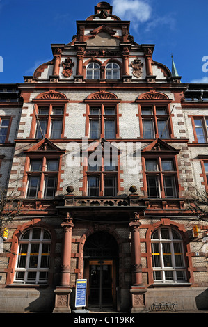 Reich verzierte Fassade der Hauptpost, gebaut von 1892 bis 1897 im Neo-Renaissance-Stil Mecklenburgstrasse, Schwerin Stockfoto