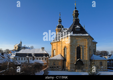 Basilika Goessweinstein Basilika, Barock, geweiht im Jahre 1739, Architekt Baltasar Neumann, auf der Rückseite links Burg Goessweinstein Stockfoto