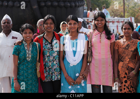 Gruppe von indischen Frauen, Chamundi Hill, Mysore, Karnataka, Südindien, Indien, Südasien, Asien Stockfoto