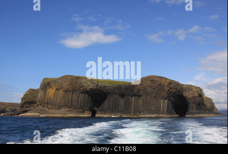 Basaltformationen auf Staffa Insel, Inneren Hebriden Insel, Schottland, Vereinigtes Königreich, Europa Stockfoto