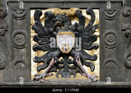 Wappen mit Adler, Renaissance-Stil Eingang, historische Rathaus, Quedlinburg, Harz, Sachsen-Anhalt, Deutschland, Europa Stockfoto