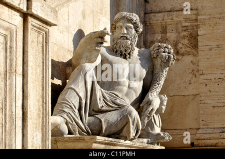 Statue des Flussgottes Nil, Palazzo Senatorio Senatoren Palast Capitol Platz Piazza del Campidoglio, Rom, Latium, Italien Stockfoto