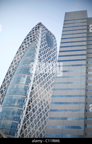 Die Cocoon-Turm im Stadtteil Shinjuku, Tokio, Japan, Asien Stockfoto