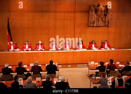 Richter des Bundesverfassungsgerichts, vom linken BVR Prof. Kirchhof, BVR Prof. Eichberger, Dr. BVR Bryde, BVR Dr. Masing, Stockfoto