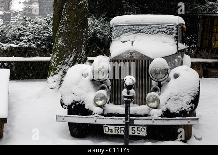 Rolls-Royce Phantom III Oldtimer, schneebedeckte, Düsseldorf-Kaiserswerth, North Rhine-Westphalia, Deutschland, Europa Stockfoto