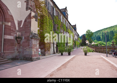 Bronnbach Abbey Kloster Garten, Main-Tauber-Kreis, Bronnbach, Hessen, Deutschland, Europa Stockfoto