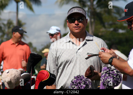 Amerikanischen PGA Golfer Robert Gamez steht auf die Praxis vor der 2005 Sony Open In Hawaii grün. Stockfoto